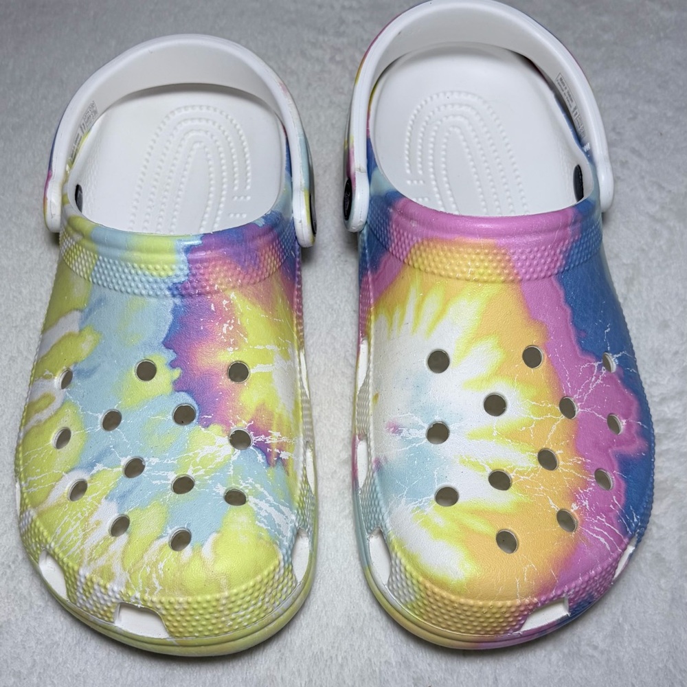 CROCS ‎ Tie Dye Graphic Classic Sandals Vibrant Design Sz M6 - W8